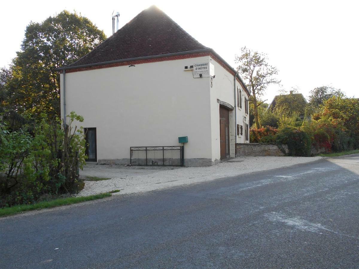 Chez Scallan B&B Sens sur Seille Екстер'єр фото